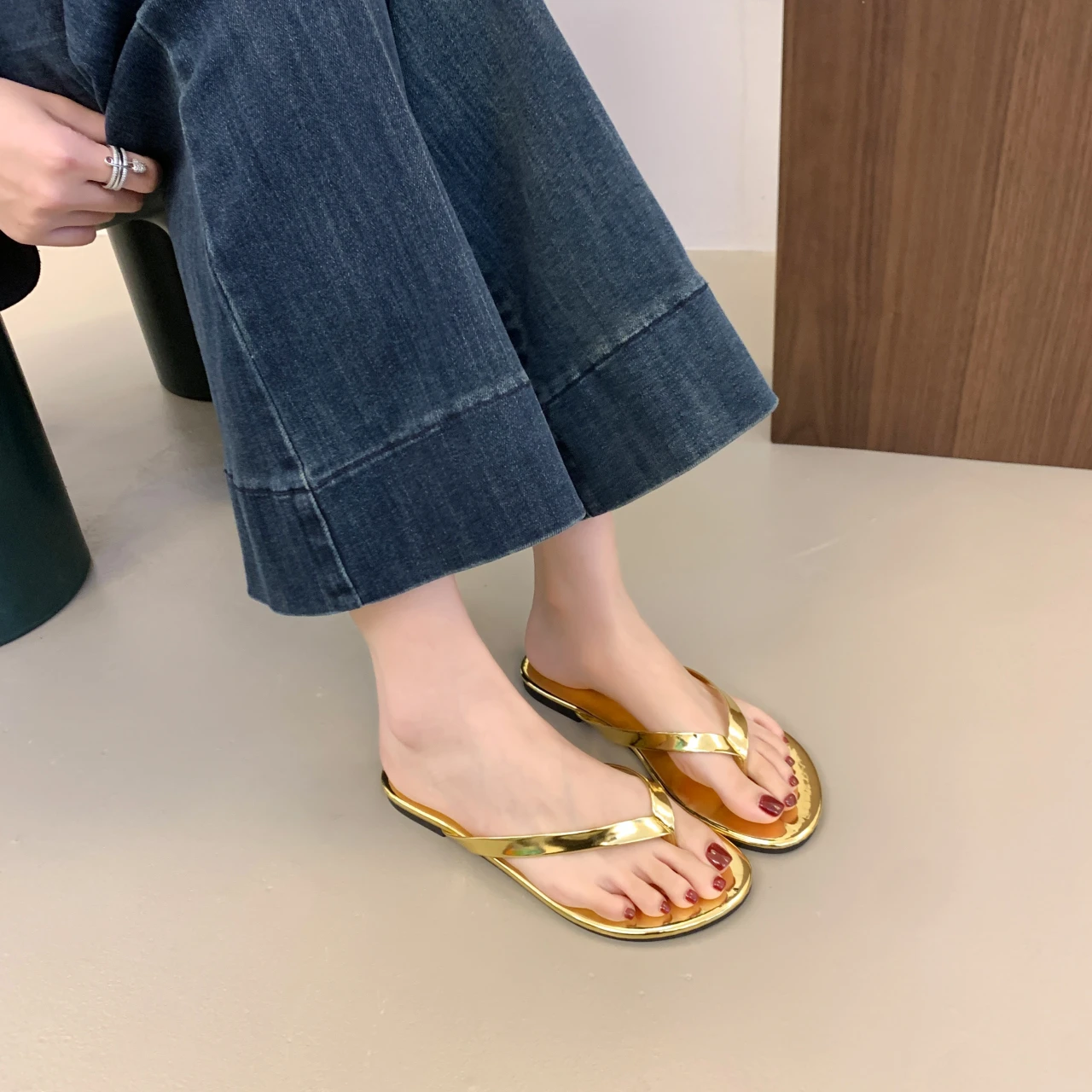 Large Size Sandals Women's Shoes Summer 2025 New Flip-flops Outer Slippers Flat Sandals