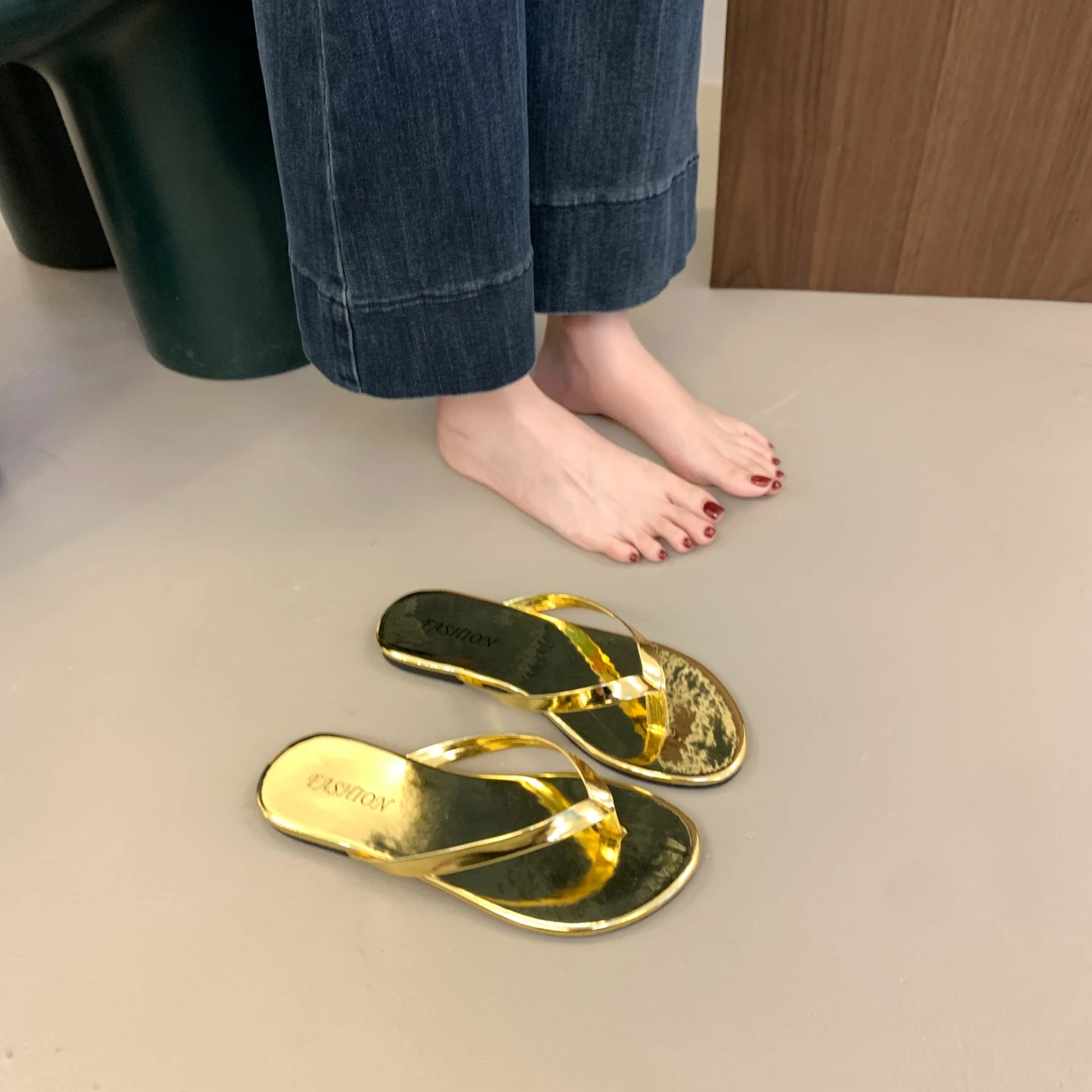 Large Size Sandals Women's Shoes Summer 2025 New Flip-flops Outer Slippers Flat Sandals