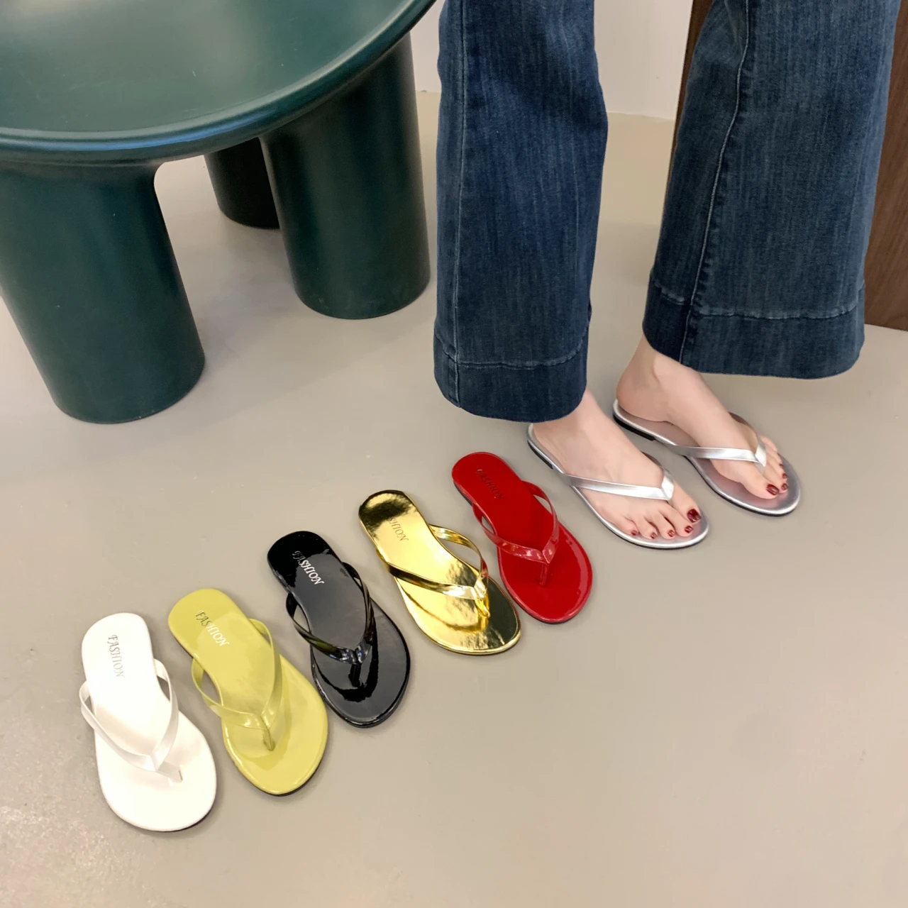 Large Size Sandals Women's Shoes Summer 2025 New Flip-flops Outer Slippers Flat Sandals