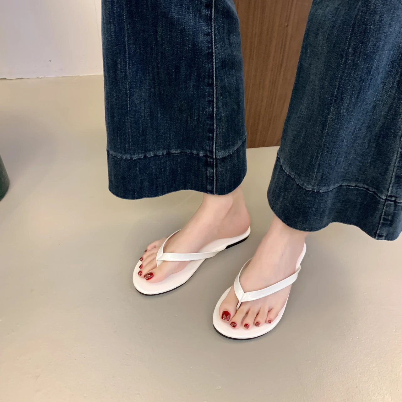 Large Size Sandals Women's Shoes Summer 2025 New Flip-flops Outer Slippers Flat Sandals