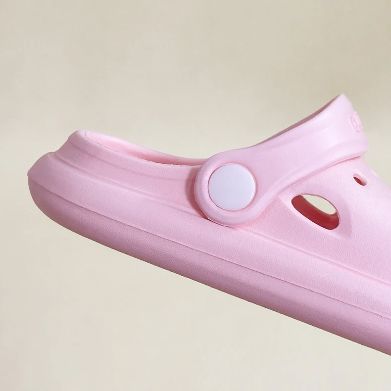 Fashion Waterproof Slippers Children Sandals Summer Outdoor Slides Soft Sole Garden Shoes Indoor Clogs Sandals For Boys & Girls