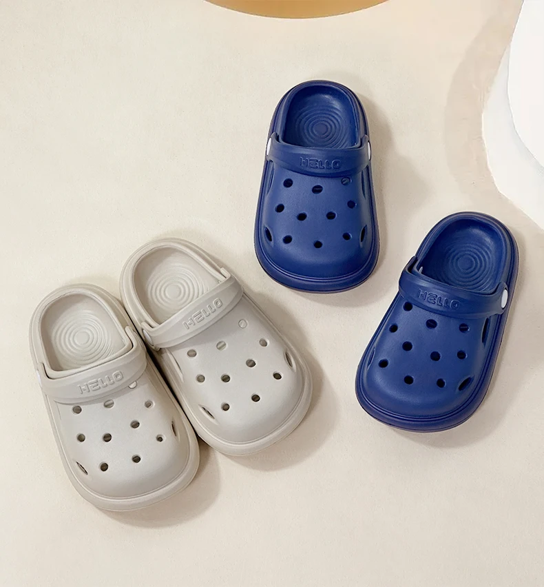 Fashion Waterproof Slippers Children Sandals Summer Outdoor Slides Soft Sole Garden Shoes Indoor Clogs Sandals For Boys & Girls