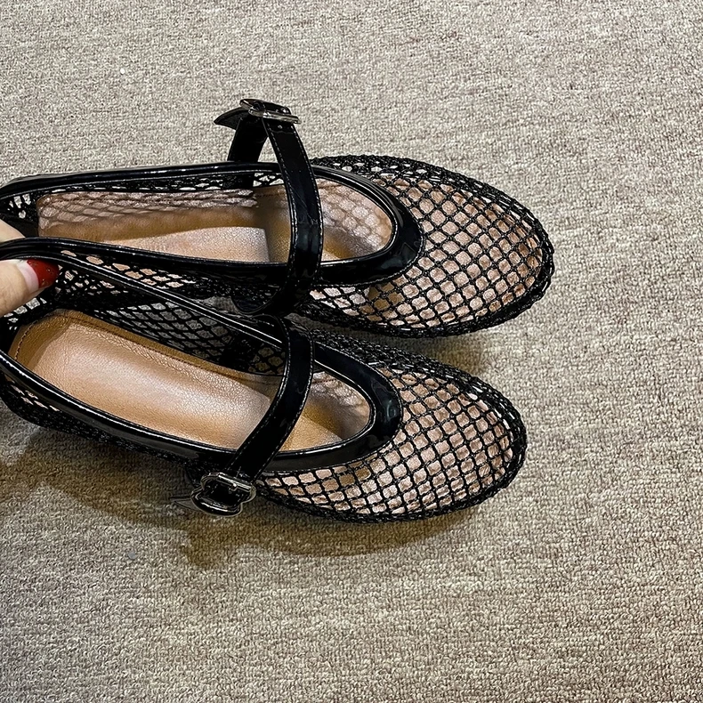 Black Sandals Women Flats Mesh Summer Fashion Shallow Shoes Beach Dress Designer Trend Shoes Outdoor Walking Female