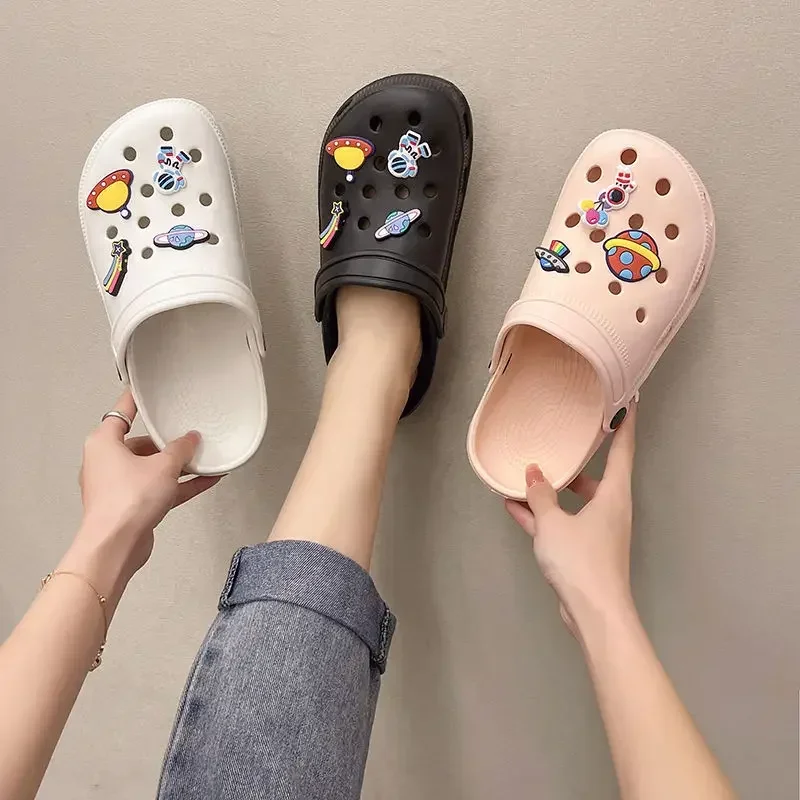 2025 New Summer Women Waterproof Slippers Summer Outdoor Women Slides Soft Sole Garden Shoes Indoor Classic Nursing Clogs Sandal