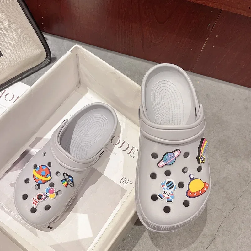 2025 New Summer Women Waterproof Slippers Summer Outdoor Women Slides Soft Sole Garden Shoes Indoor Classic Nursing Clogs Sandal