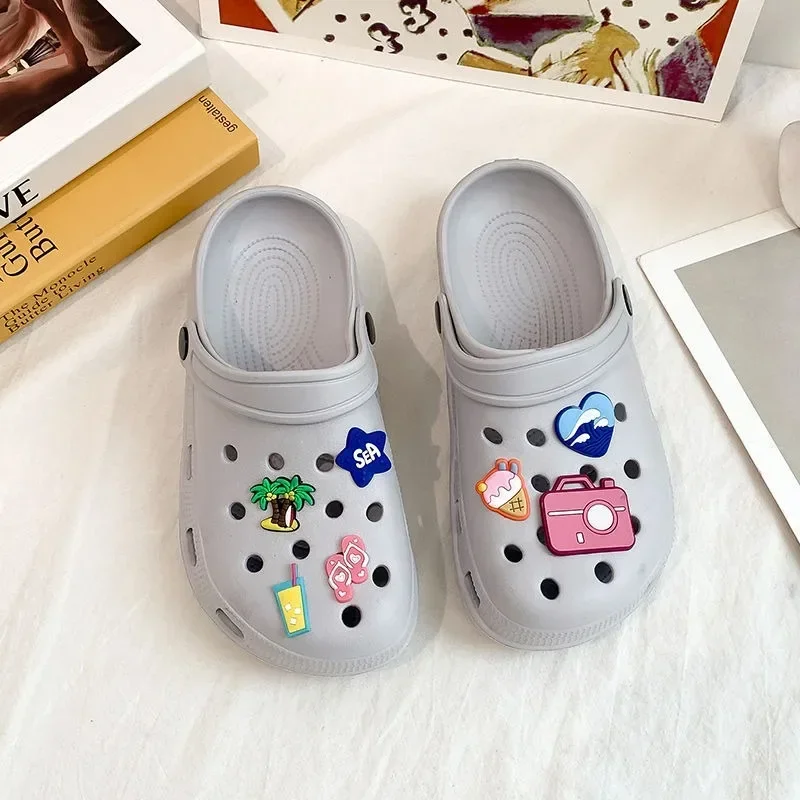 2025 New Summer Women Waterproof Slippers Summer Outdoor Women Slides Soft Sole Garden Shoes Indoor Classic Nursing Clogs Sandal