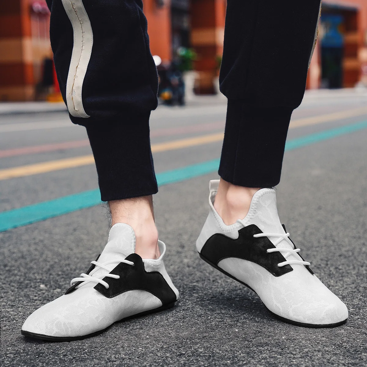 Spring and Summer Men's Loafers One-Piece Lazy Sneakers for Comfort and Convenience