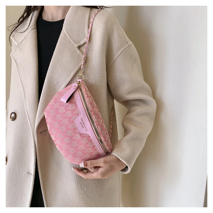 Chic Waist Crossbody Bag with Dual Chain Details, Simple Chest Bag, Stylish Wide Strap & Sleek Zip Closure Suitable Everyday Use