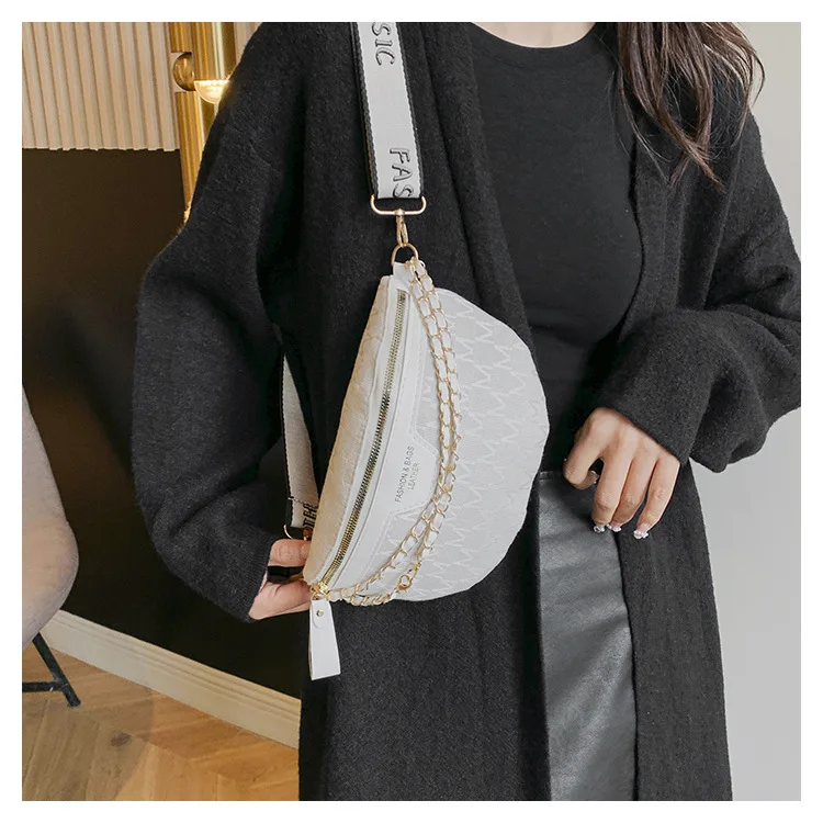 Chic Waist Crossbody Bag with Dual Chain Details, Simple Chest Bag, Stylish Wide Strap & Sleek Zip Closure Suitable Everyday Use