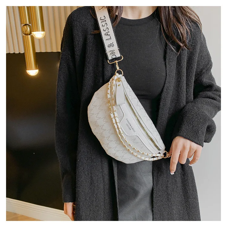 Chic Waist Crossbody Bag with Dual Chain Details, Simple Chest Bag, Stylish Wide Strap & Sleek Zip Closure Suitable Everyday Use