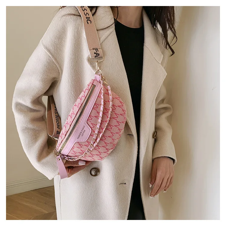 Chic Waist Crossbody Bag with Dual Chain Details, Simple Chest Bag, Stylish Wide Strap & Sleek Zip Closure Suitable Everyday Use