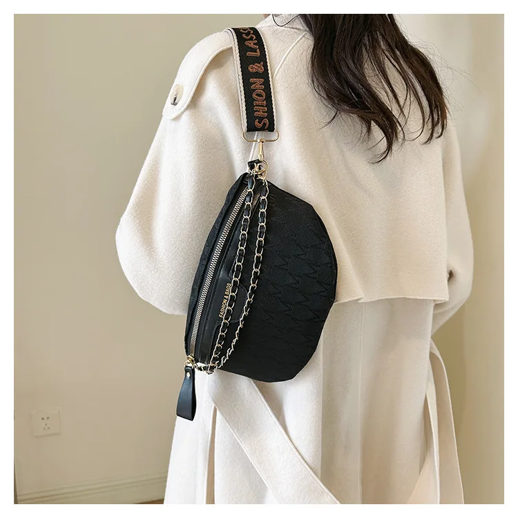 Chic Waist Crossbody Bag with Dual Chain Details, Simple Chest Bag, Stylish Wide Strap & Sleek Zip Closure Suitable Everyday Use