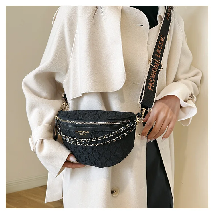 Chic Waist Crossbody Bag with Dual Chain Details, Simple Chest Bag, Stylish Wide Strap & Sleek Zip Closure Suitable Everyday Use