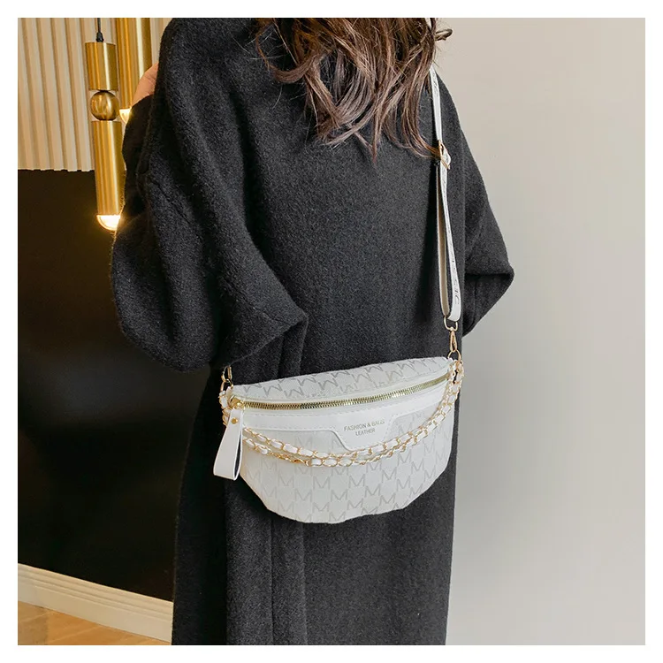 Chic Waist Crossbody Bag with Dual Chain Details, Simple Chest Bag, Stylish Wide Strap & Sleek Zip Closure Suitable Everyday Use