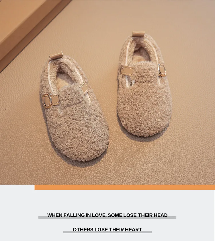 Winter Children's Shoes 2026 New Girls Fluffy Cotton Shoes Soft Bottom Non-slip Kids Fashion Simple Plush Shoes Trend Versatile