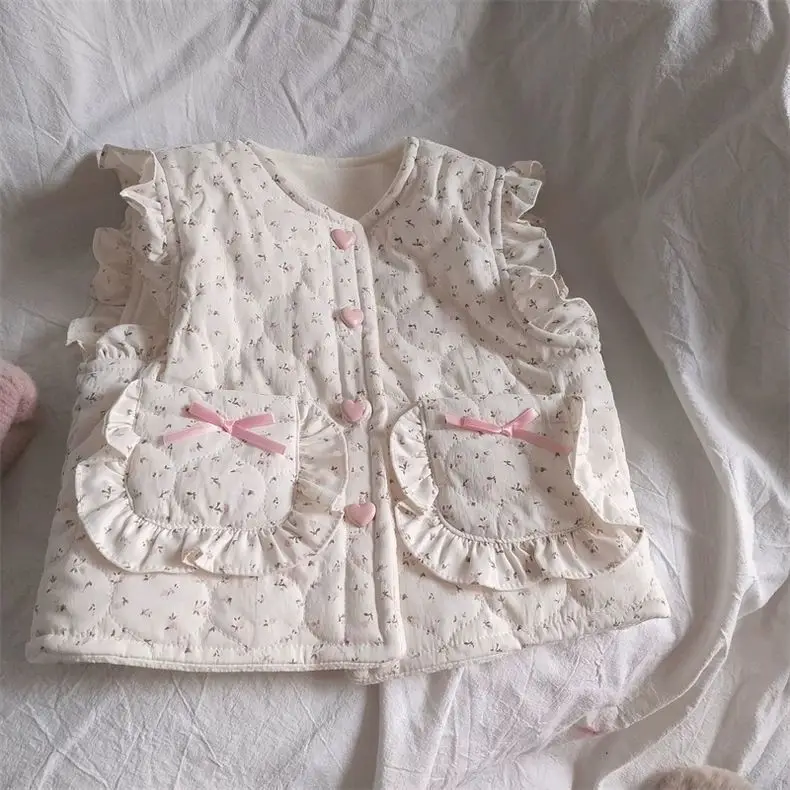 Girl's vest for autumn and winter baby wearing clothes children's cotton vest with floral shoulder