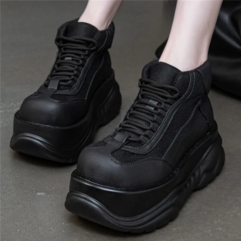 2024 Women's Small Man Heightened Platform High-top Trendy Cool Neutral Muffin Goth Short Punk Metal Big Head Boots