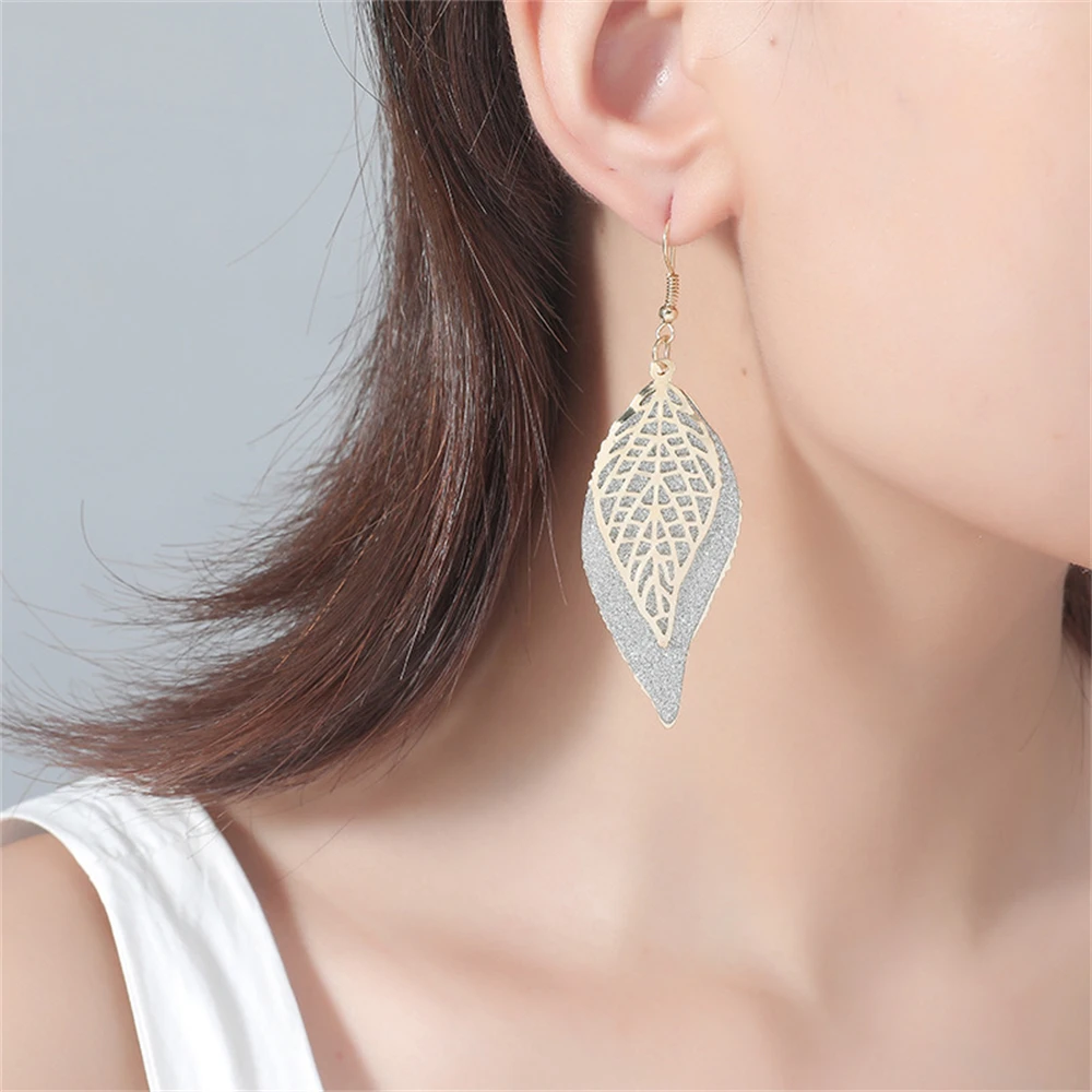 10/20/30/50Pairs/Lot Retro Trend Bohemian Frosting Carved Hollow Earrings For Women Mix Style Jewelry Party Gifts Wholesale