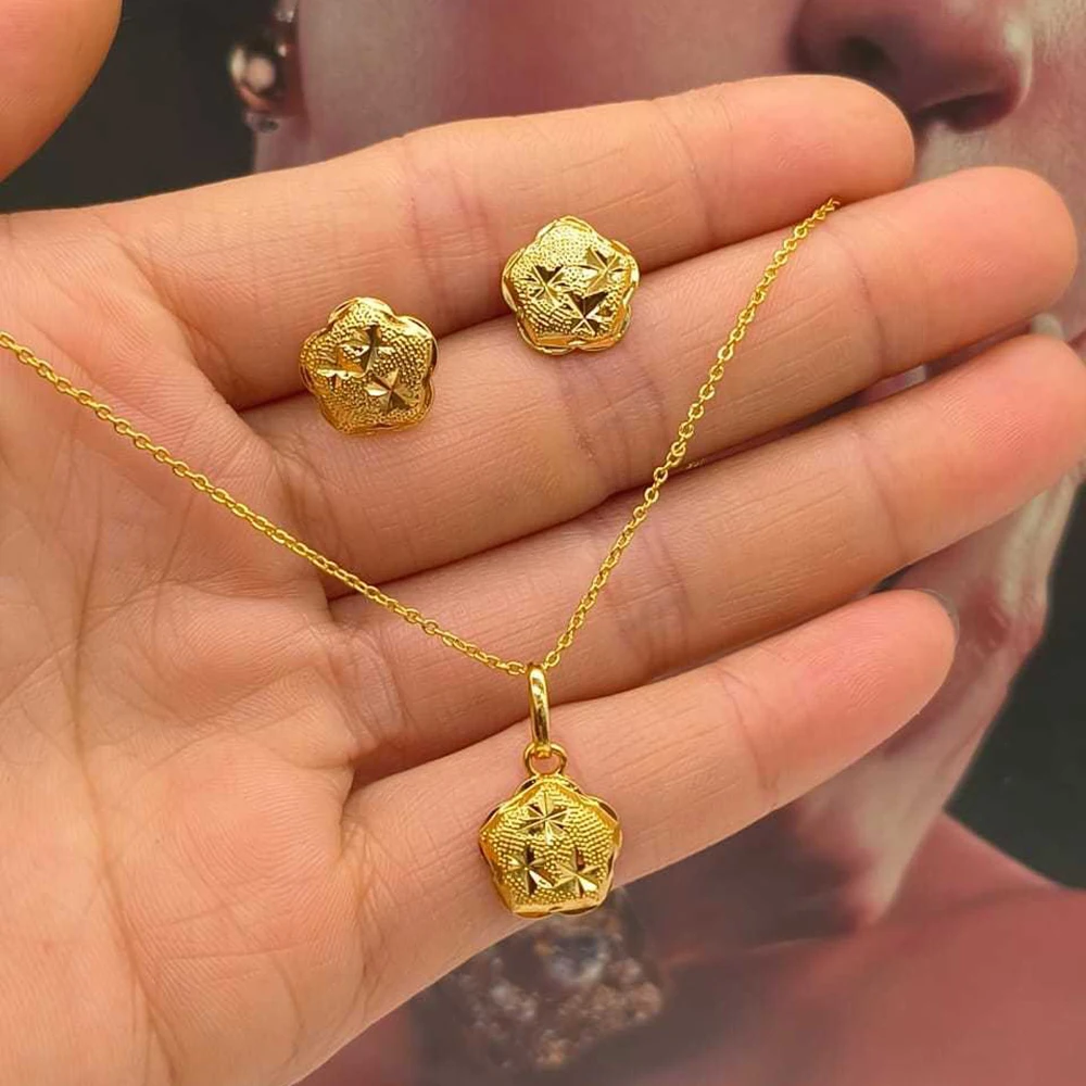 Women 18K Gold Plated Pendant Necklace and Drop Earrings Set Teardrop Star Round Flower Heart Gold Jewelry Accessories Gift