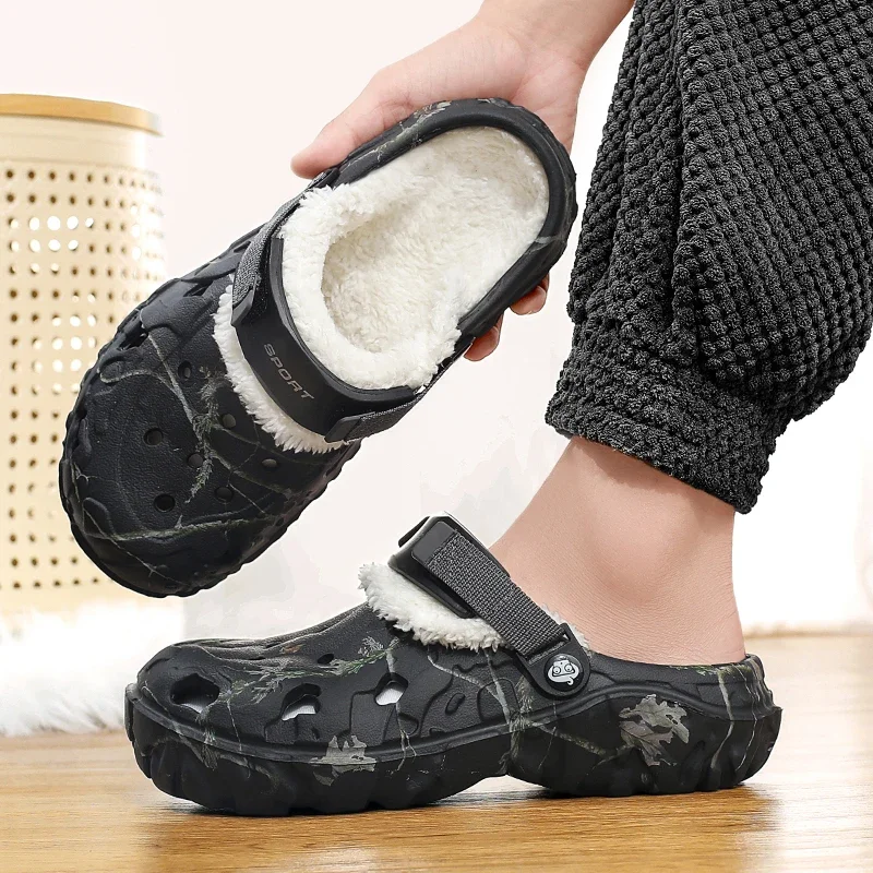 Winter Men Clogs Slippers Warm Furry Slippers Soft Home Cotton Shoe EVA Fluff Slides Casual Outdoor Comfortable Plush Fur Clogs