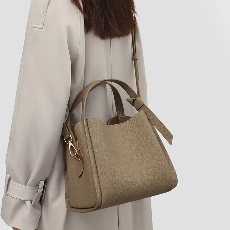 Retro Fashion Simple New Texture Large Capacity Shoulder Bag Women's Handbags Portable Messenger Bucket Bag