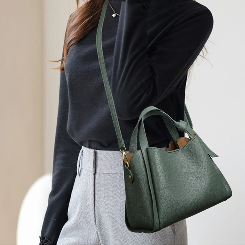 Retro Fashion Simple New Texture Large Capacity Shoulder Bag Women's Handbags Portable Messenger Bucket Bag