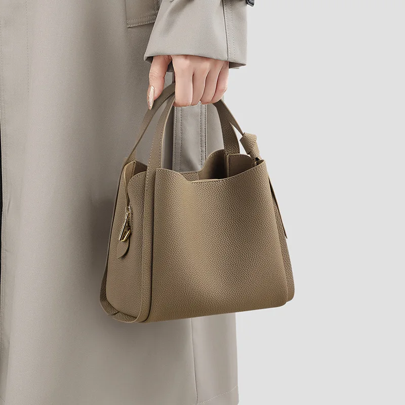 Retro Fashion Simple New Texture Large Capacity Shoulder Bag Women's Handbags Portable Messenger Bucket Bag