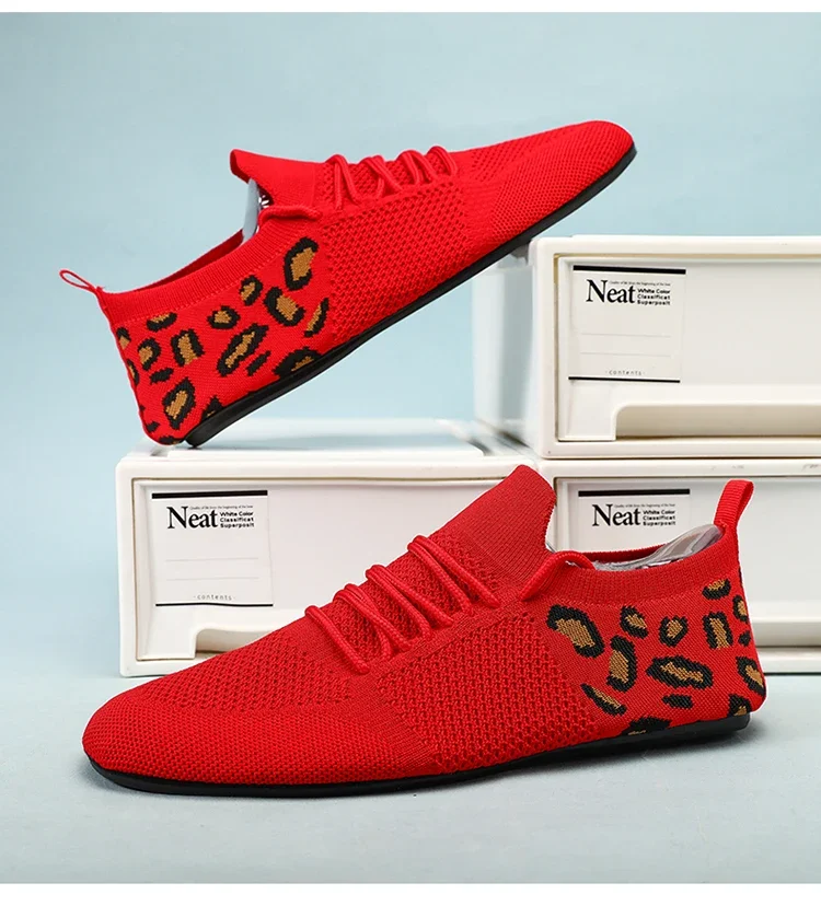 2024 Breathable Men Vulcanized Shoes New Lightweight Couple Flats Soft Mesh Men's Casual Shoes Outdoor Driving Footwear 36-47
