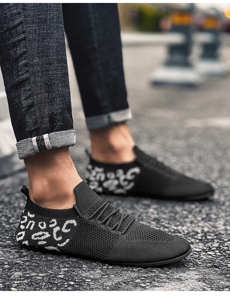 2024 Breathable Men Vulcanized Shoes New Lightweight Couple Flats Soft Mesh Men's Casual Shoes Outdoor Driving Footwear 36-47