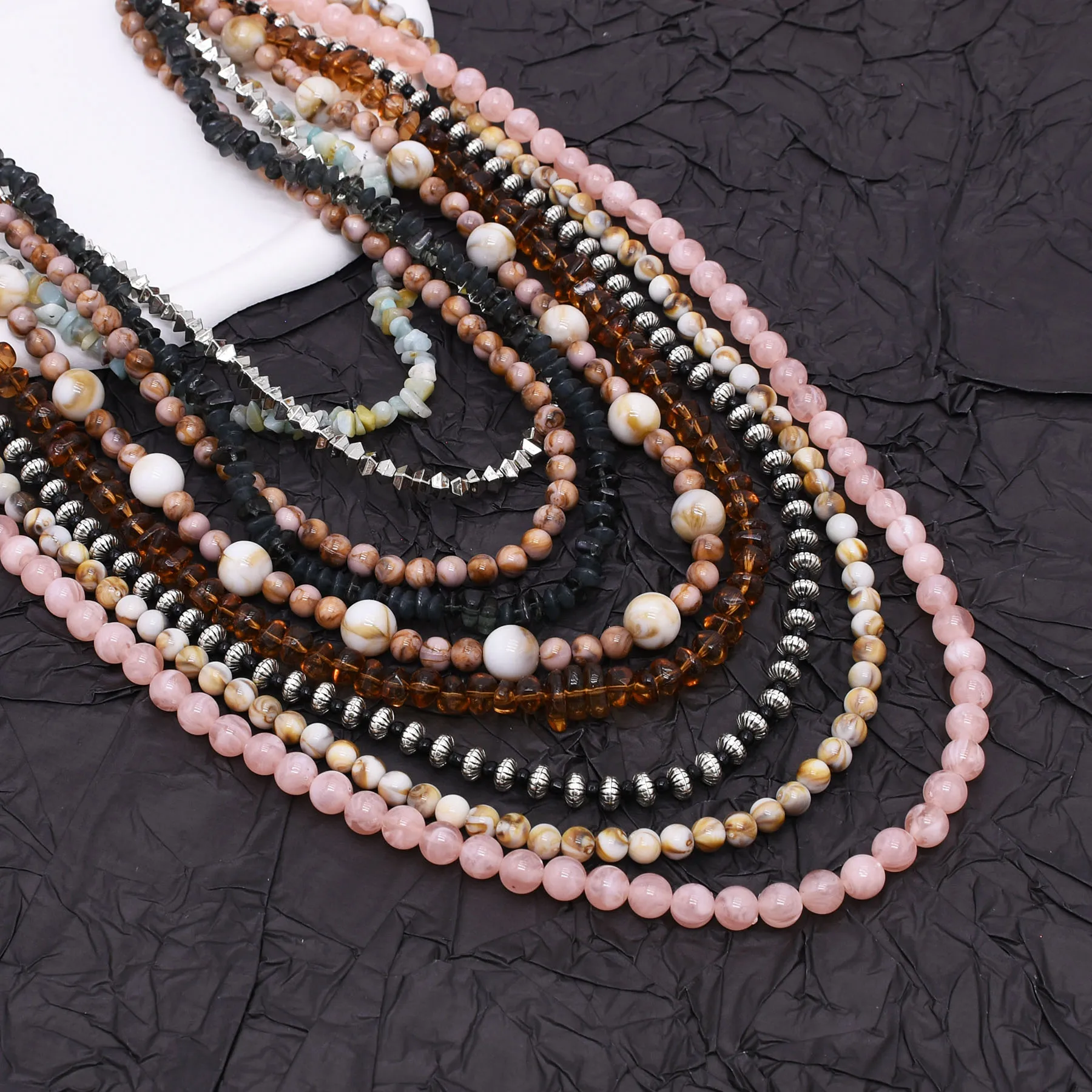 Colorful Natural Stacked Garnet Beads Chain Necklace Red Blue Stone Exaggerated Creative Multi-Layered Baroque Gravel Necklace