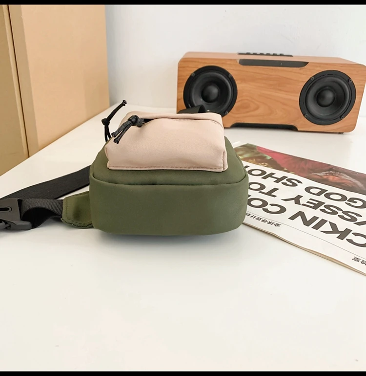 Trendy Contrasting Mini Chest Bag for Men Fashion Nylon Men's Lightweight Crossbody Bag Unisex Casual Street Phone Sling Bags
