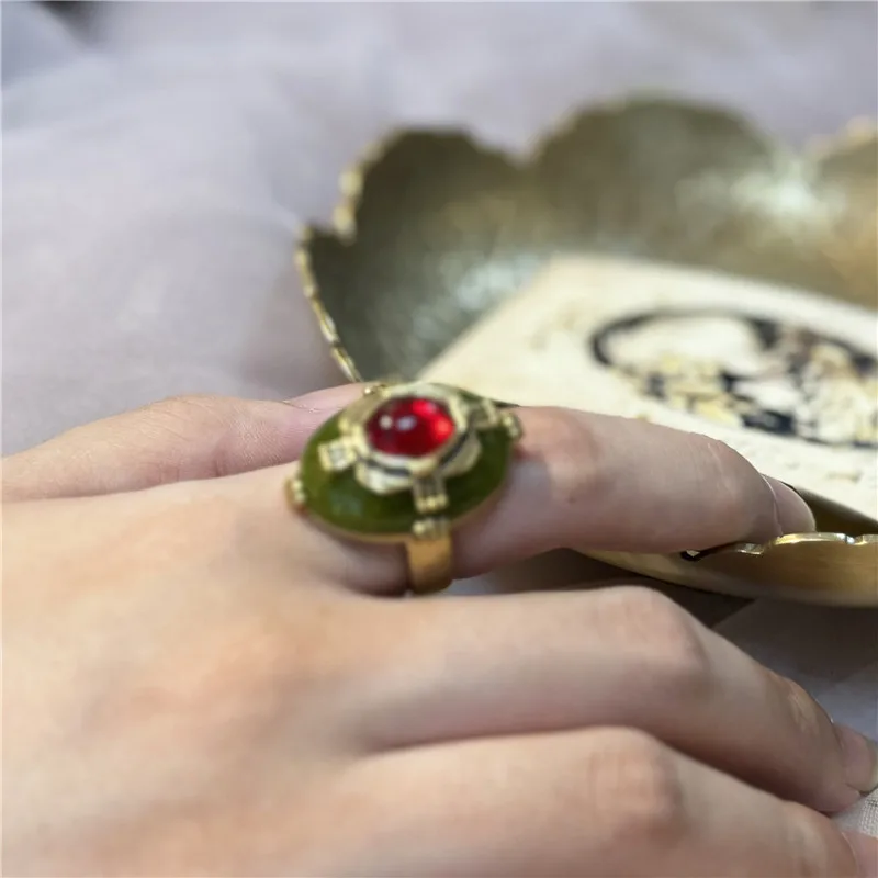 Elegant Vintage Rings for Women Copper Antique Gold Color Oval Crystal Emerald Round Natural Stone Designer Retro Jewelry