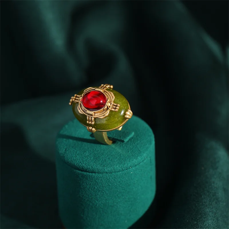 Elegant Vintage Rings for Women Copper Antique Gold Color Oval Crystal Emerald Round Natural Stone Designer Retro Jewelry