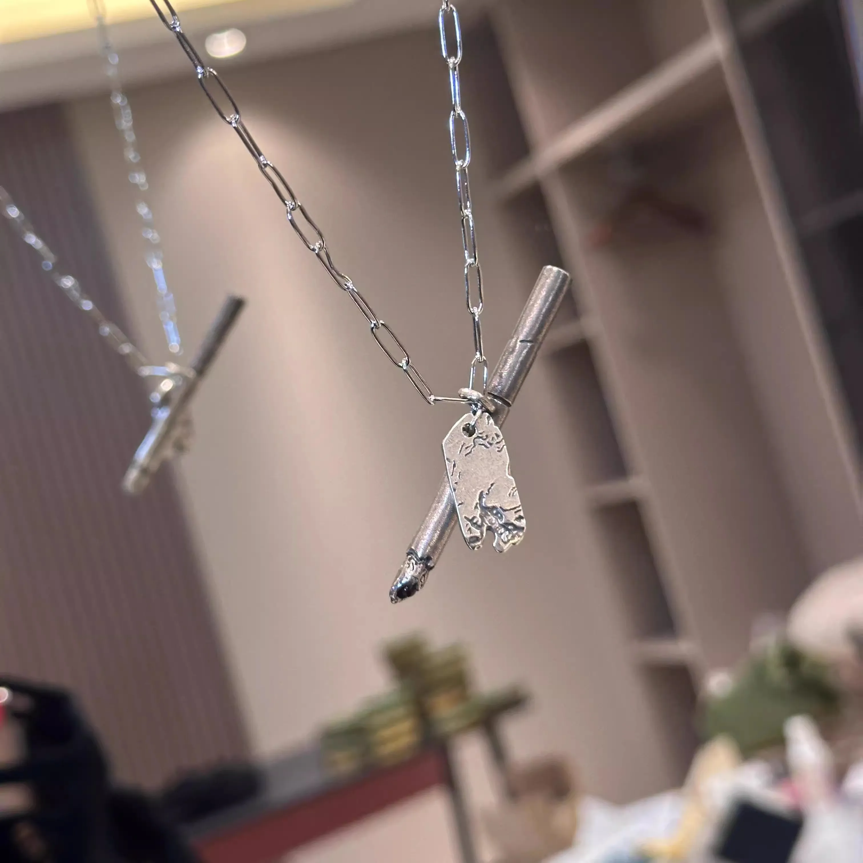 Punk Personality Charm Pendant Necklace for Men Women Punk Lonely Lgnited Cigarettes Necklace Hip Hop Jewelry Accessories Gifts