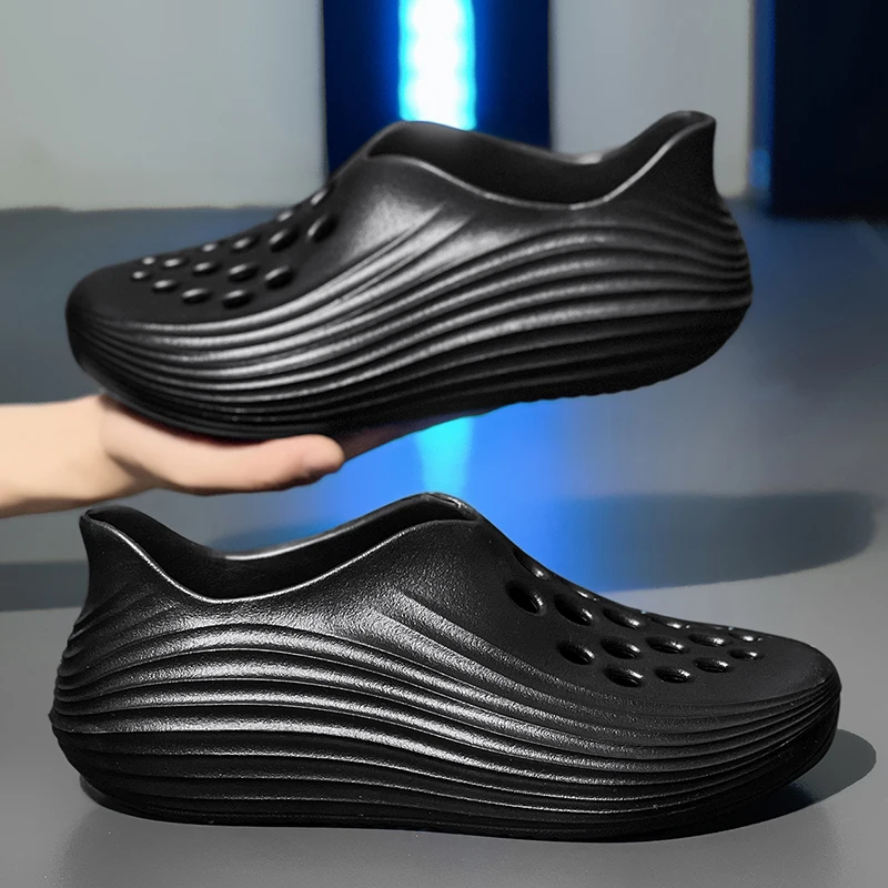 Fashion Lightweight Men's Sandals Summer EVA Man Beach Shoes Breathable Soft Men Water Shoes Comfortable Casual Walking Sneakers