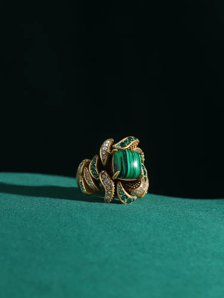 Vintage Jewelry Flower Full Crystal Green Malachite Rings for Woman Gold Color Party Gift Boho Wedding New Arrival 2024