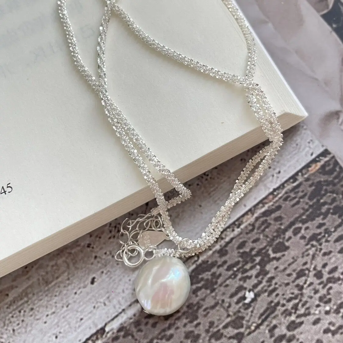 New 925 Sterling Silver Sparkling Round Pearl Necklace Simple Style Charm Pendant Choker Birthday Gift for Women Fine Jewelry