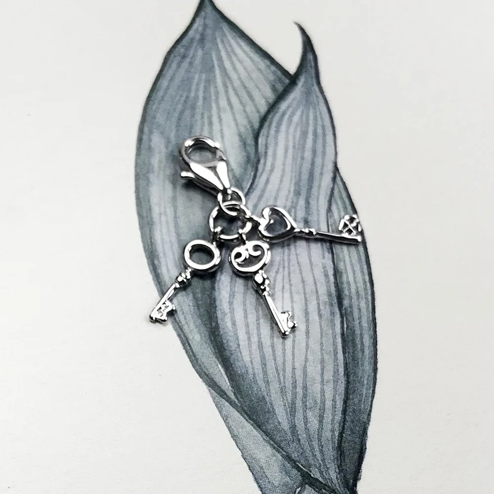 Love Keys Pendant Dangle Charm For Women New 925 Sterling Silver Romantic Fine Jewelry Gift