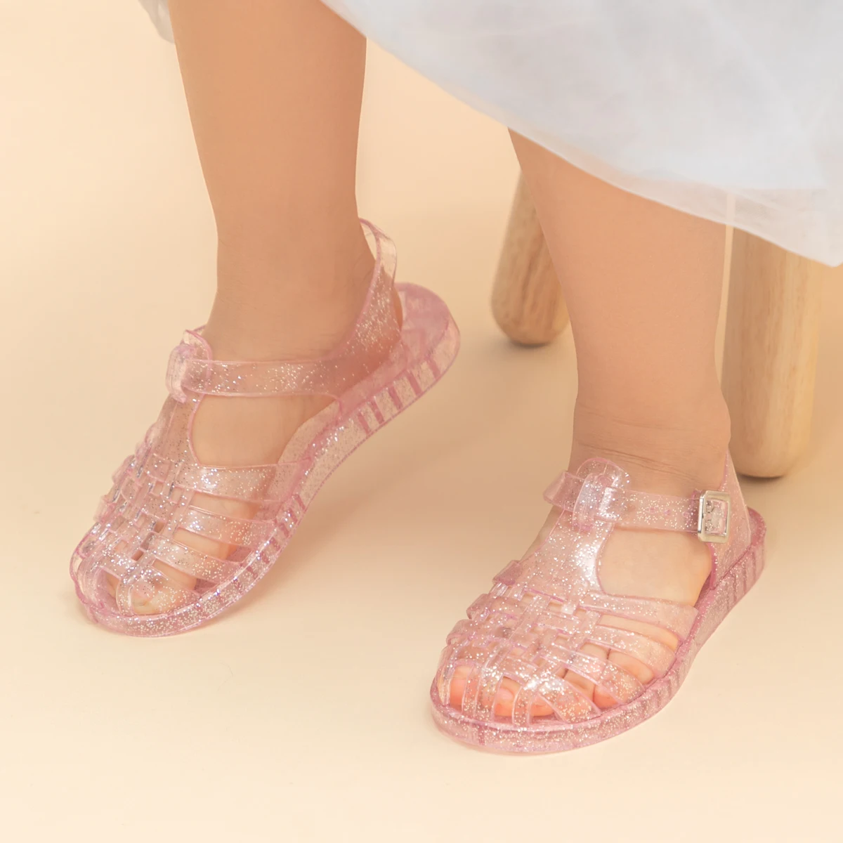 Summer Breathable Fashion Cartoon Print Cool Fine Glitter Sequins Jelly Shoes Adjustable PVC Girls Sandals