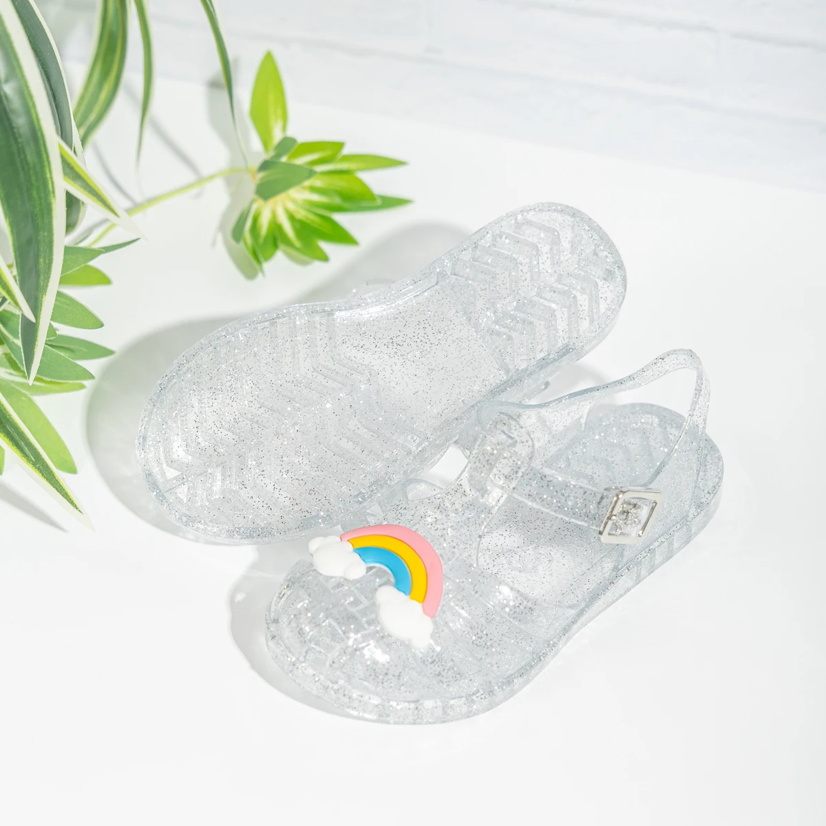 Summer Breathable Fashion Cartoon Print Cool Fine Glitter Sequins Jelly Shoes Adjustable PVC Girls Sandals