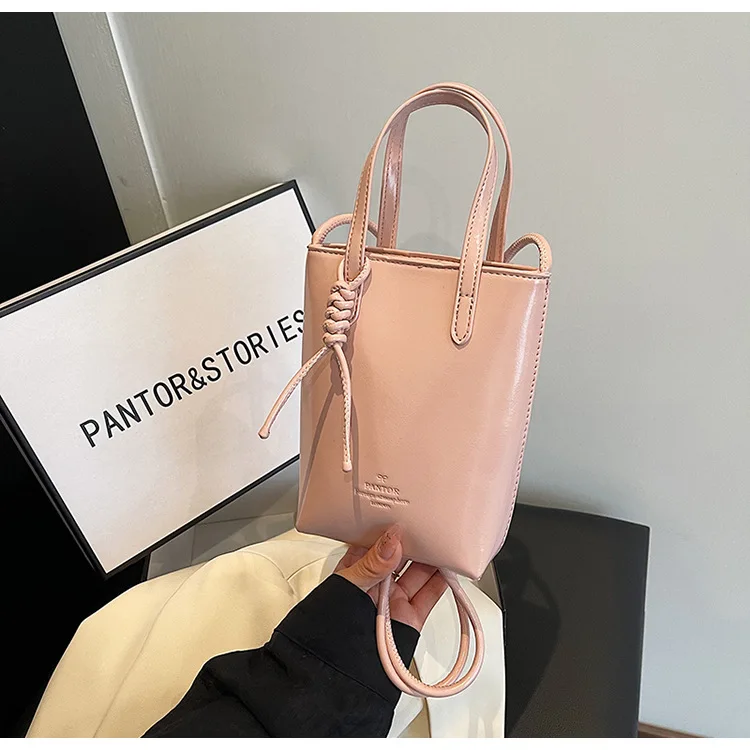 Women Handbags Female Pu Leather Shoulder Bags Luxury Large Capacity Crossbody Bags Solid Flap for Women Portable Phone Purse