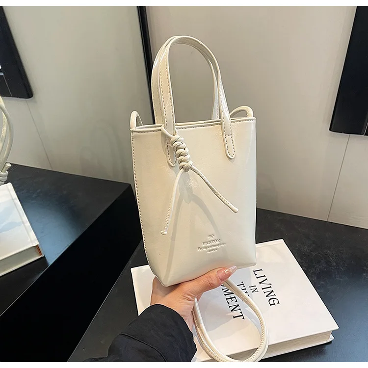 Women Handbags Female Pu Leather Shoulder Bags Luxury Large Capacity Crossbody Bags Solid Flap for Women Portable Phone Purse