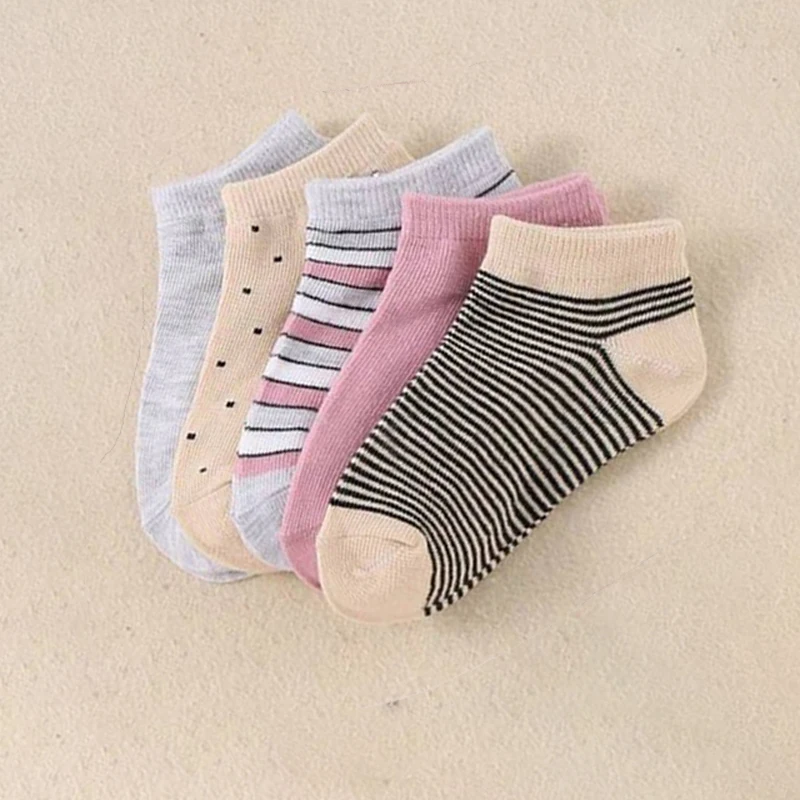 10 Pairs Adorable Girls' Socks, Featuring Heart-Shaped Stripes and Polka Dot Patterns, Children's Ankle Socks
