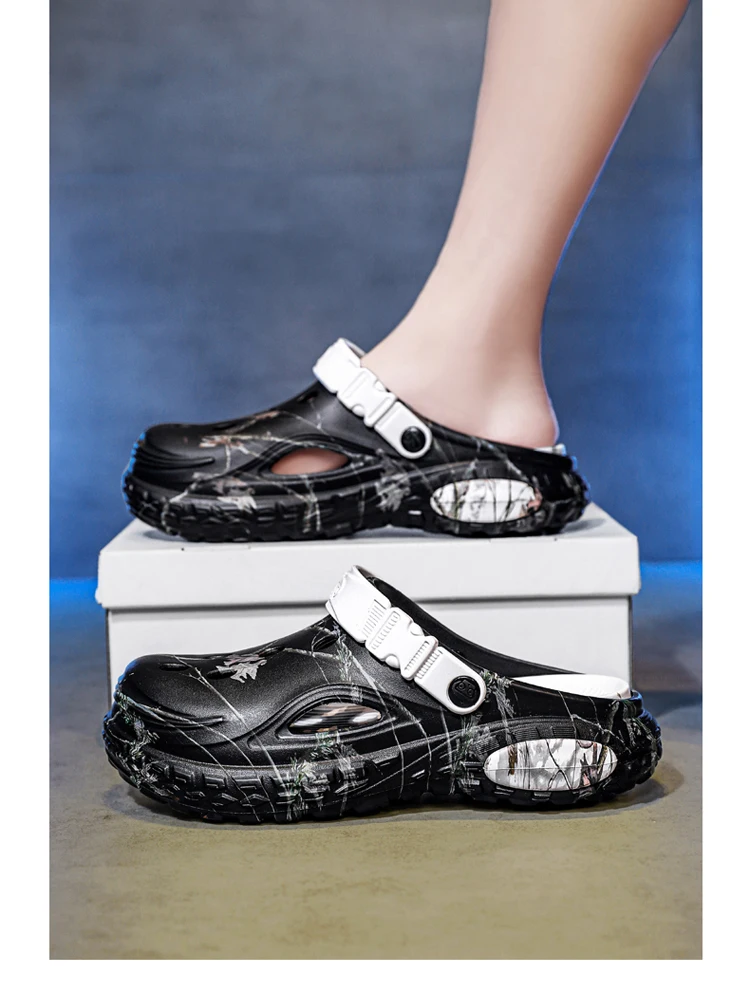 2026 Summer Men's Sandals New Home Garden Shoes Comfortable and Light Men's Slippers Non-Slip Soft Bottom Beach Sandals 47 48