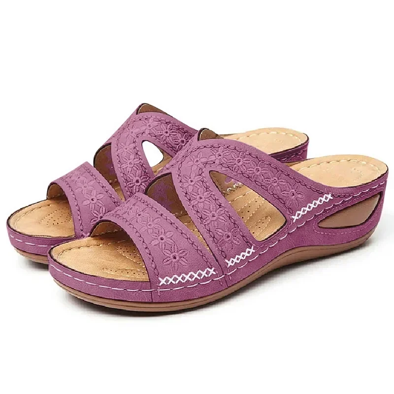 Summer 2026 Women's Sandals with Exposed Toes, Retro Anti Slip Leather Casual Women's Fashionable Versatile Sandals