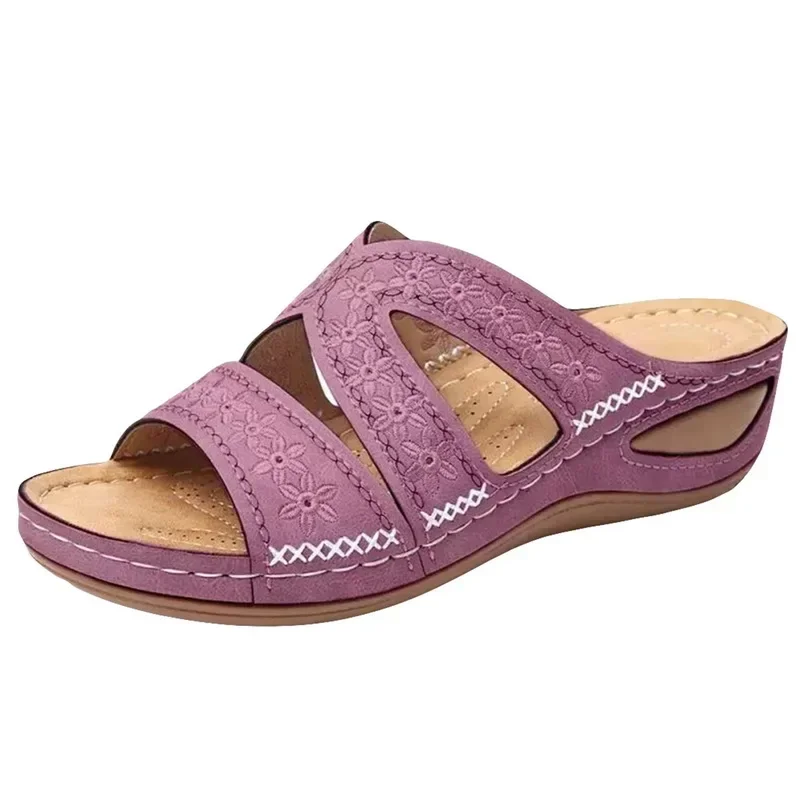 Summer 2026 Women's Sandals with Exposed Toes, Retro Anti Slip Leather Casual Women's Fashionable Versatile Sandals