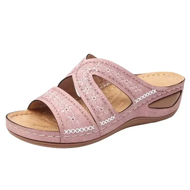 Summer 2026 Women's Sandals with Exposed Toes, Retro Anti Slip Leather Casual Women's Fashionable Versatile Sandals
