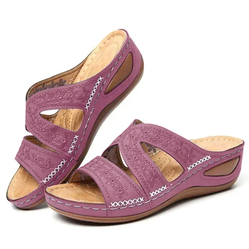 Summer 2026 Women's Sandals with Exposed Toes, Retro Anti Slip Leather Casual Women's Fashionable Versatile Sandals