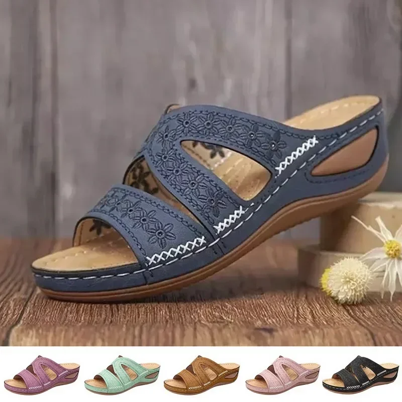 Summer 2026 Women's Sandals with Exposed Toes, Retro Anti Slip Leather Casual Women's Fashionable Versatile Sandals
