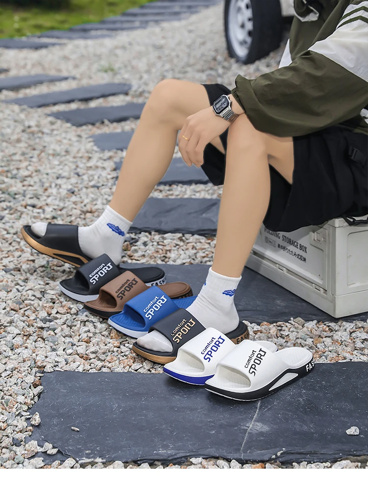 Men's Fashion Slide Sandals Summer Non-Slip Comfortable Flat Sole Slippers for Indoor & Outdoor Wear Trendy Breathable Home Shoe